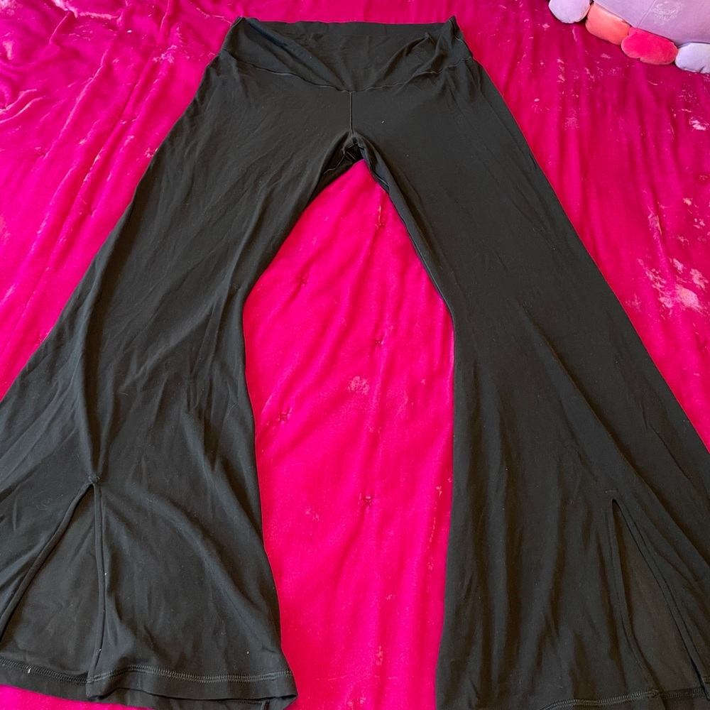 aerie slit flare leggings